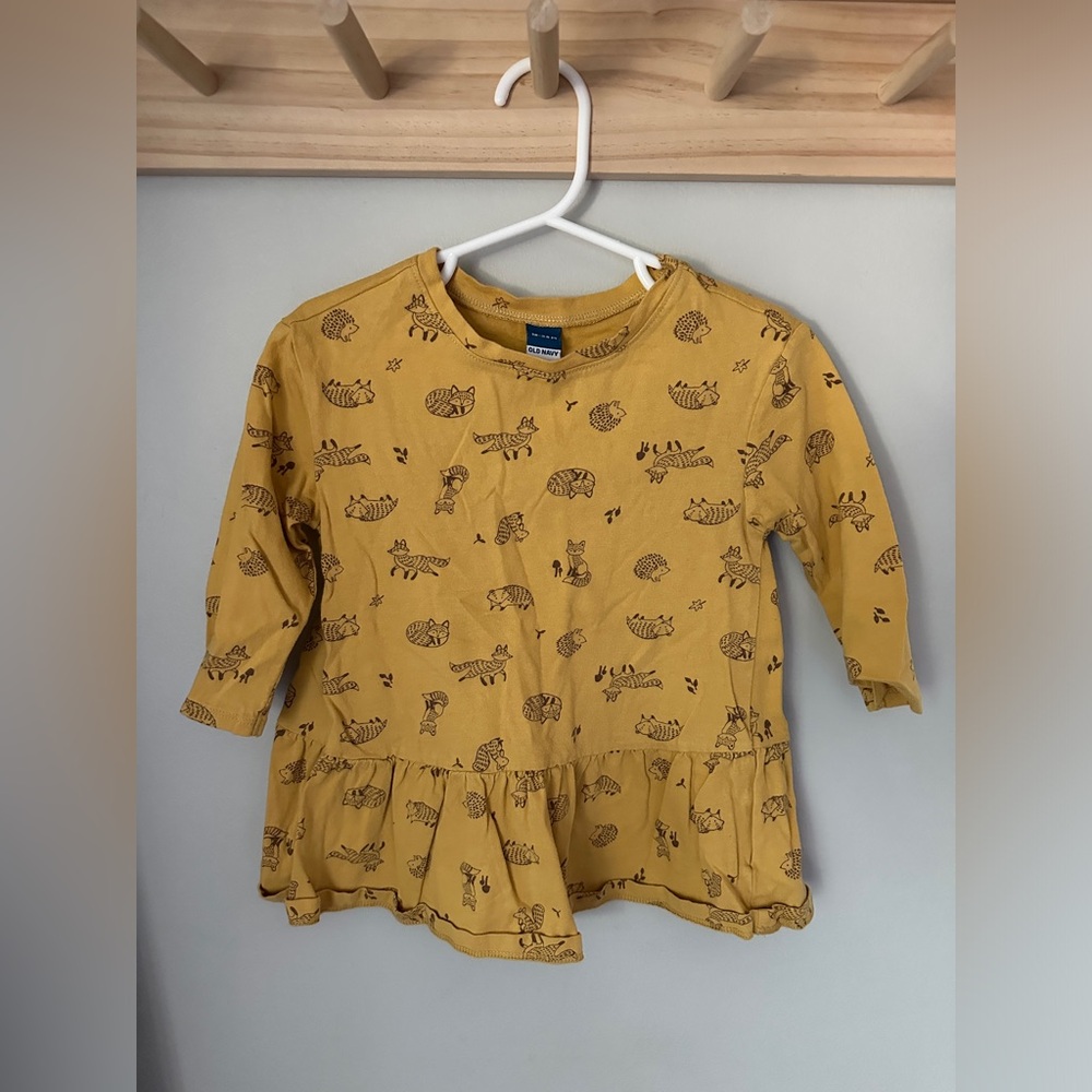 Old Navy 100% Cotton Wild Creature Peplum Shirt Top